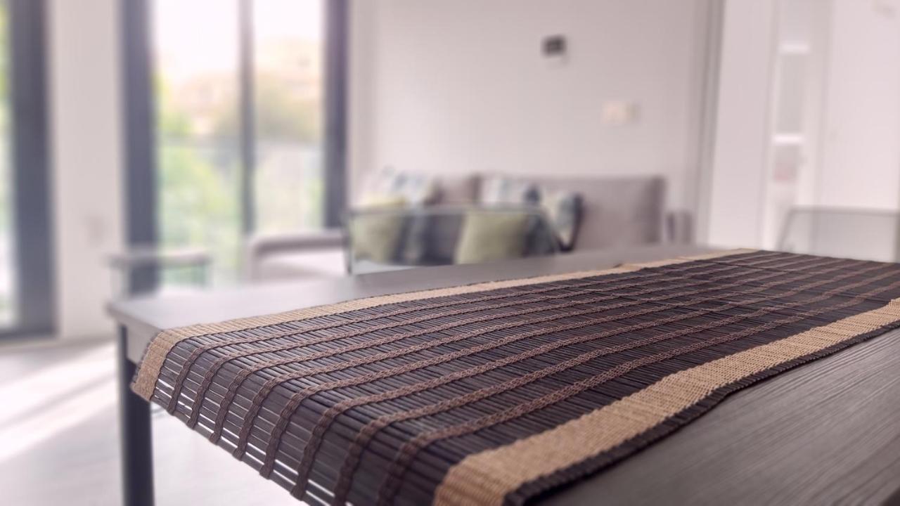 Del Parque Flats Urban Corner Apartment Малага Екстериор снимка