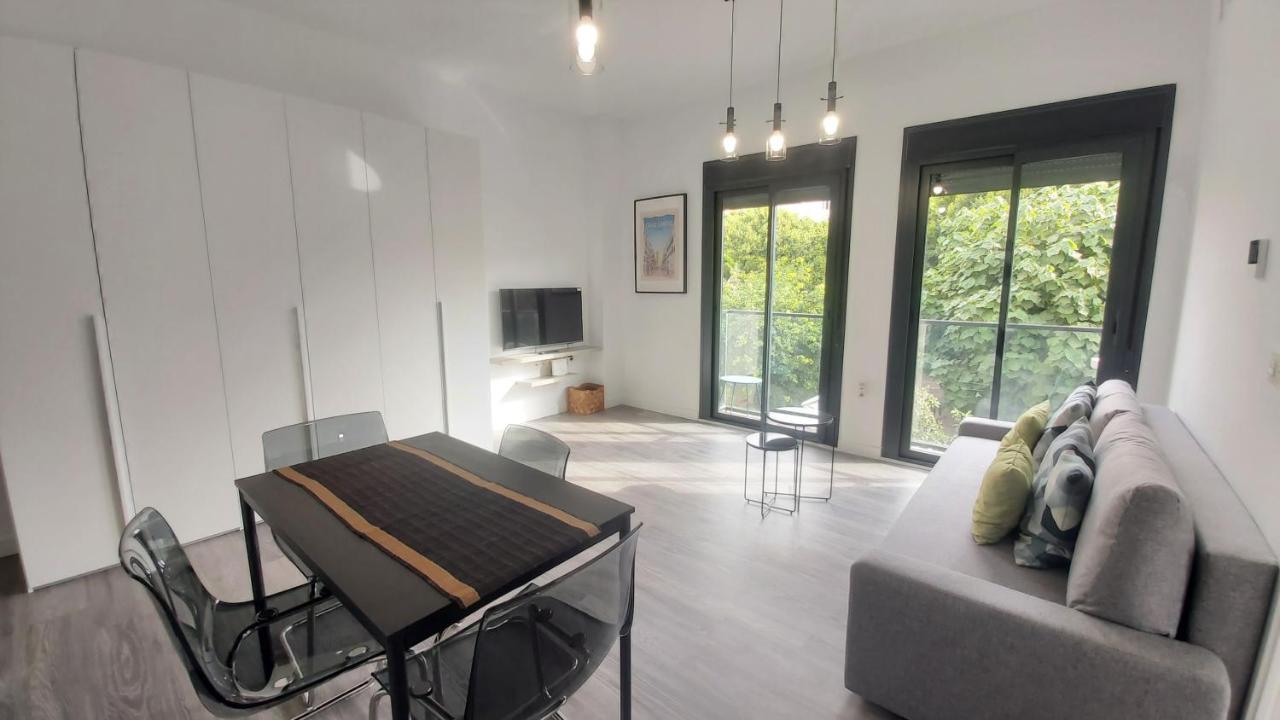 Del Parque Flats Urban Corner Apartment Малага Екстериор снимка